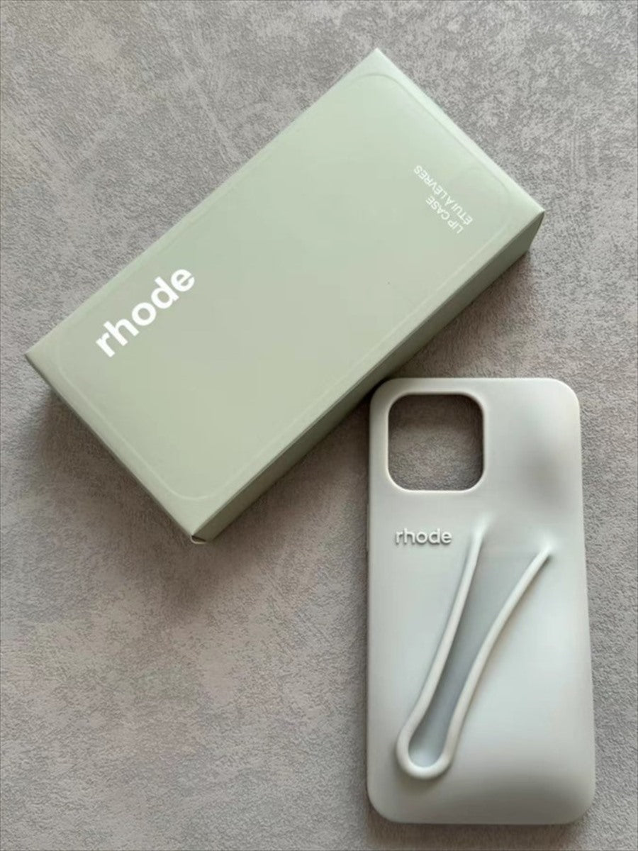 リップ付き　iPhoneケース