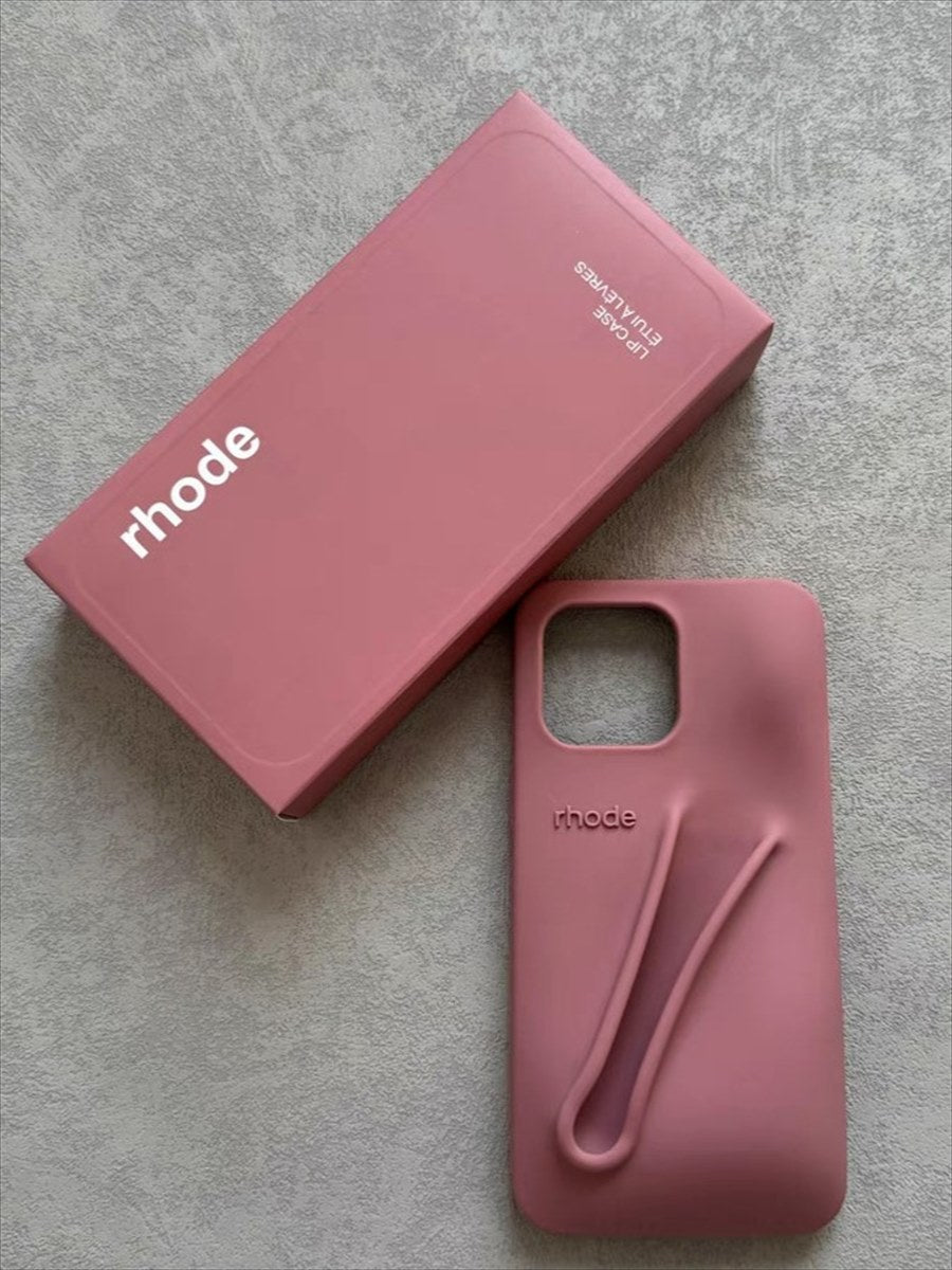 リップ付き　iPhoneケース