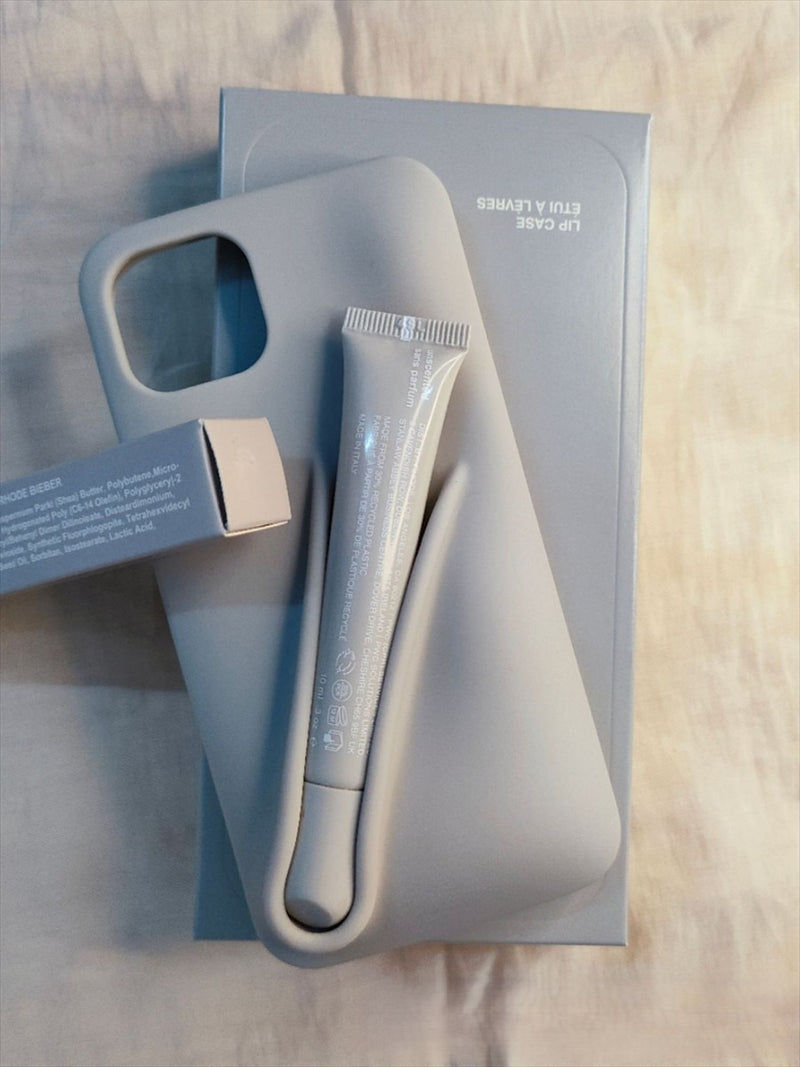 リップ付き　iPhoneケース