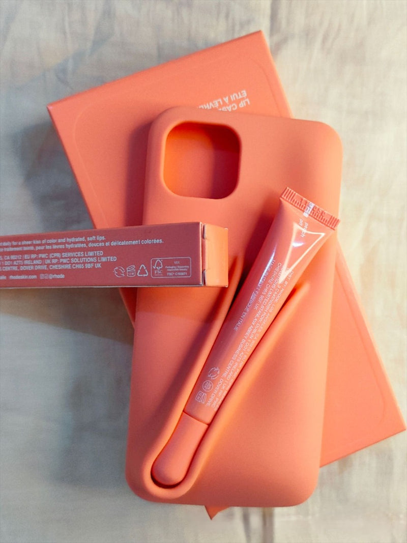 リップ付き　iPhoneケース