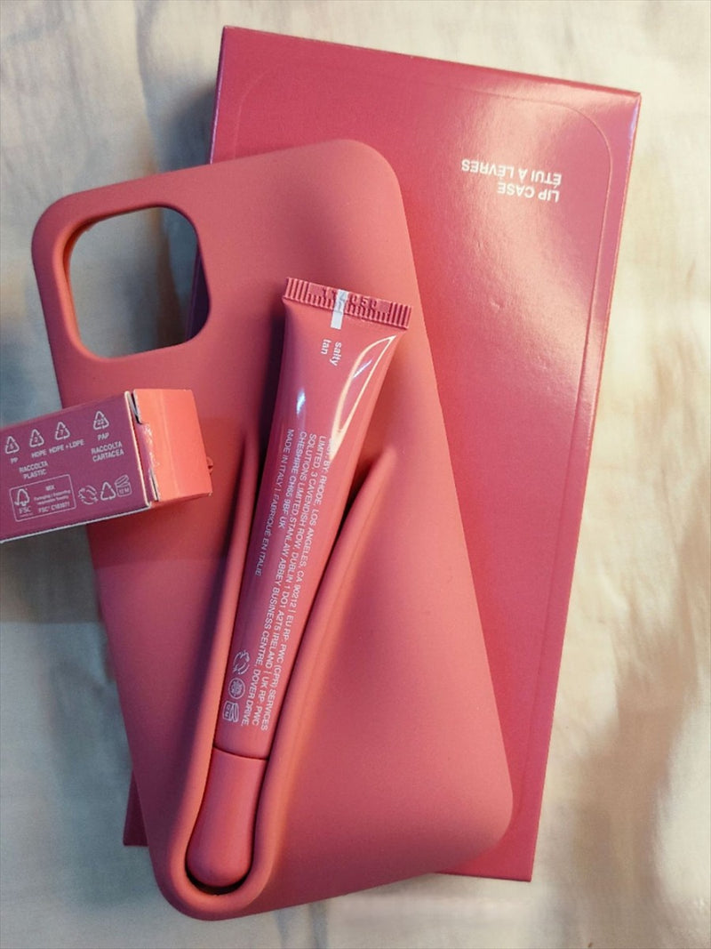 リップ付き　iPhoneケース