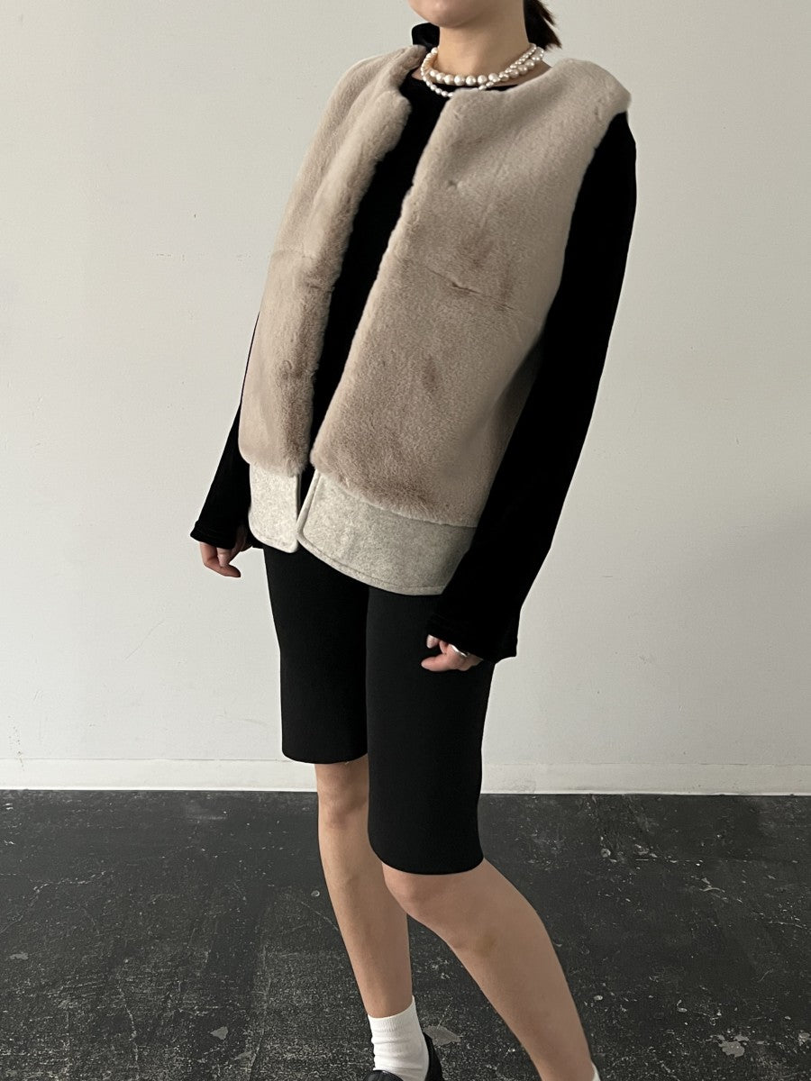 【高見えエコファー】ノーカラー ショートジレ / フェイクファー ベスト / レイヤード・着回し