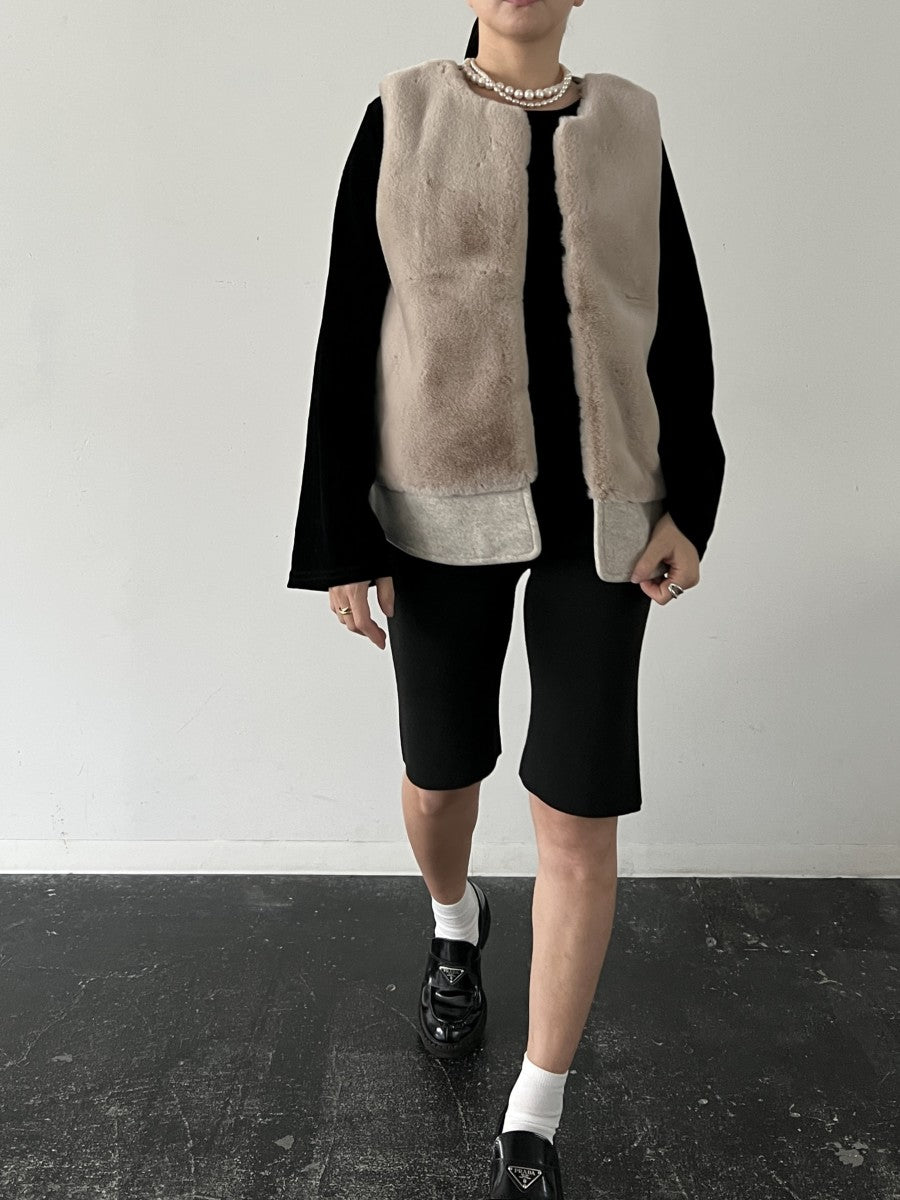 【高見えエコファー】ノーカラー ショートジレ / フェイクファー ベスト / レイヤード・着回し