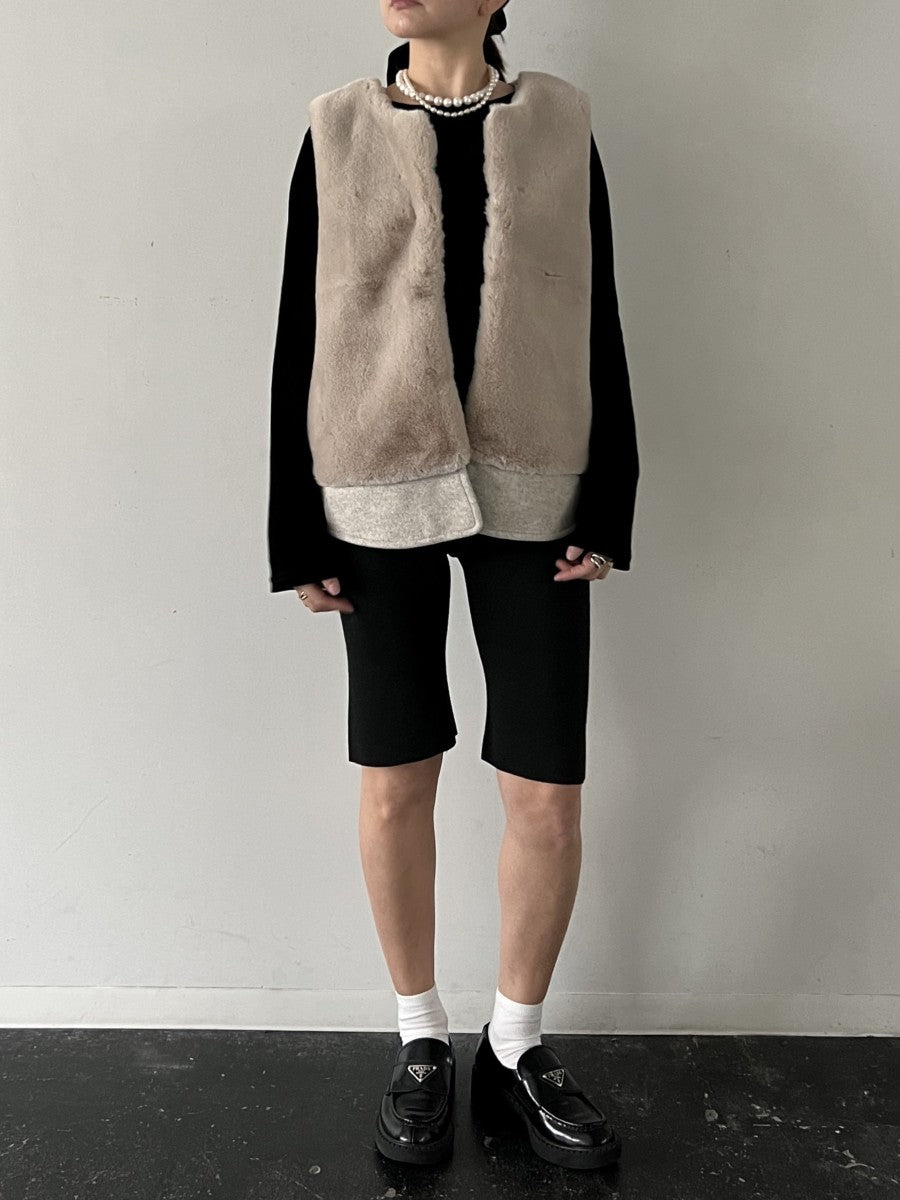 【高見えエコファー】ノーカラー ショートジレ / フェイクファー ベスト / レイヤード・着回し