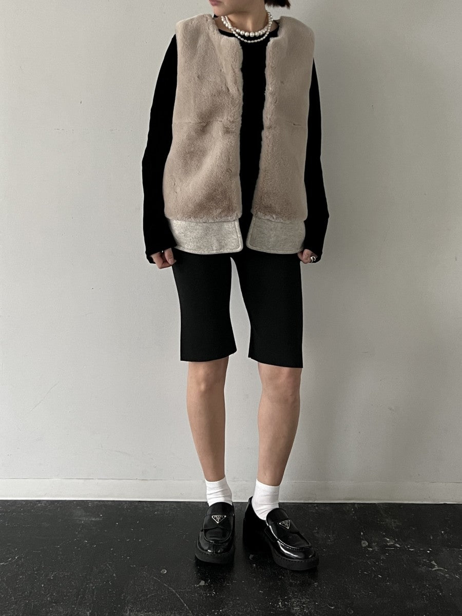 【高見えエコファー】ノーカラー ショートジレ / フェイクファー ベスト / レイヤード・着回し