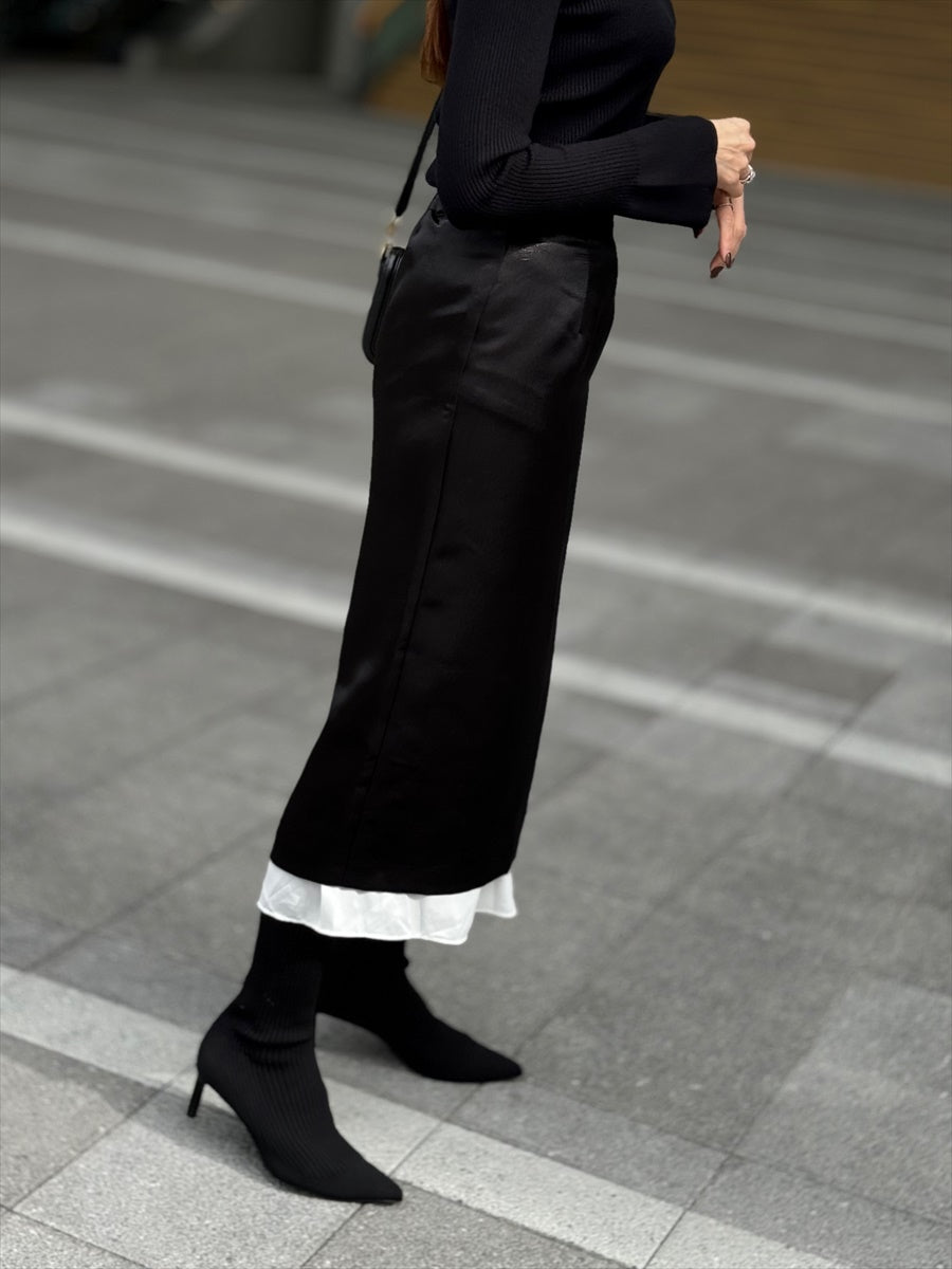 アシンメトリーサイドスリット サテンロングスカート