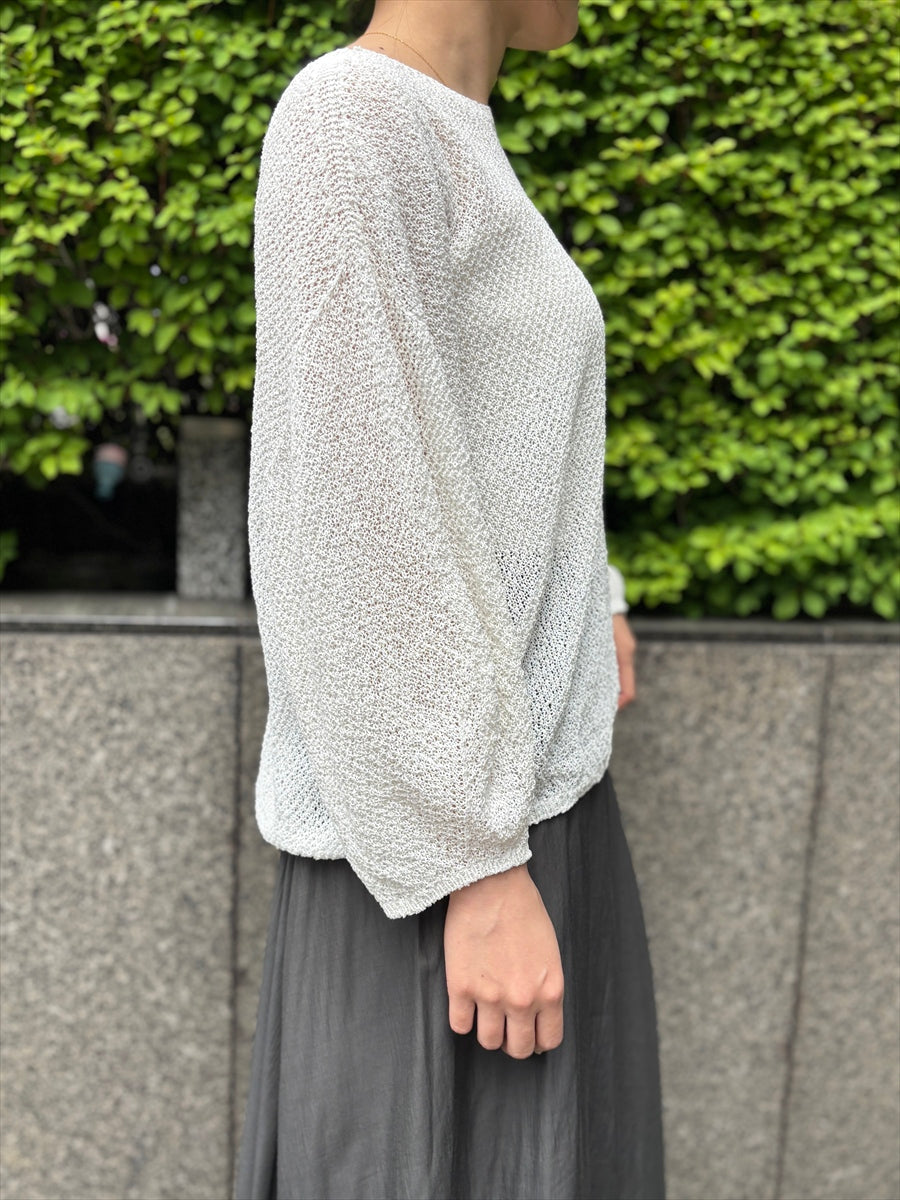 バルーンスリーブホールガーメントニット