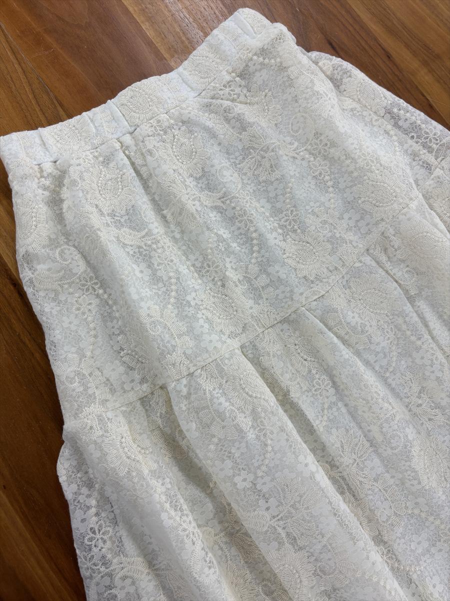 フリルレースロングスカート