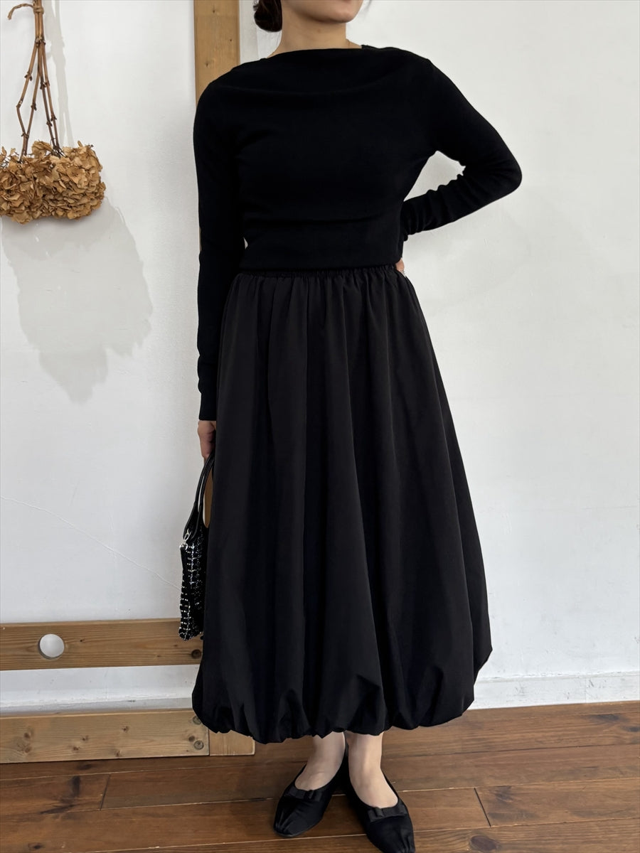 タフタライクバルーンスカート