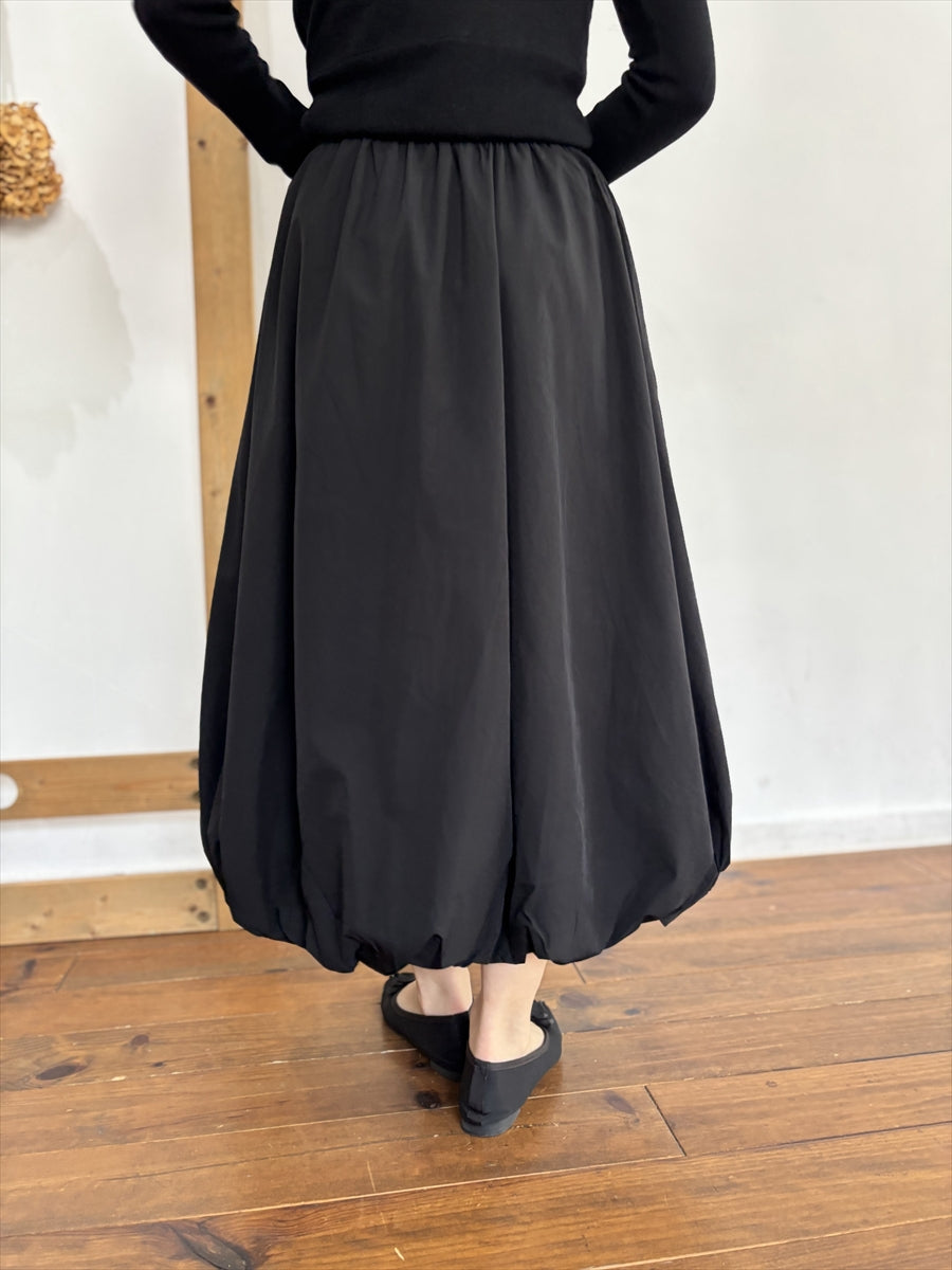タフタライクバルーンスカート