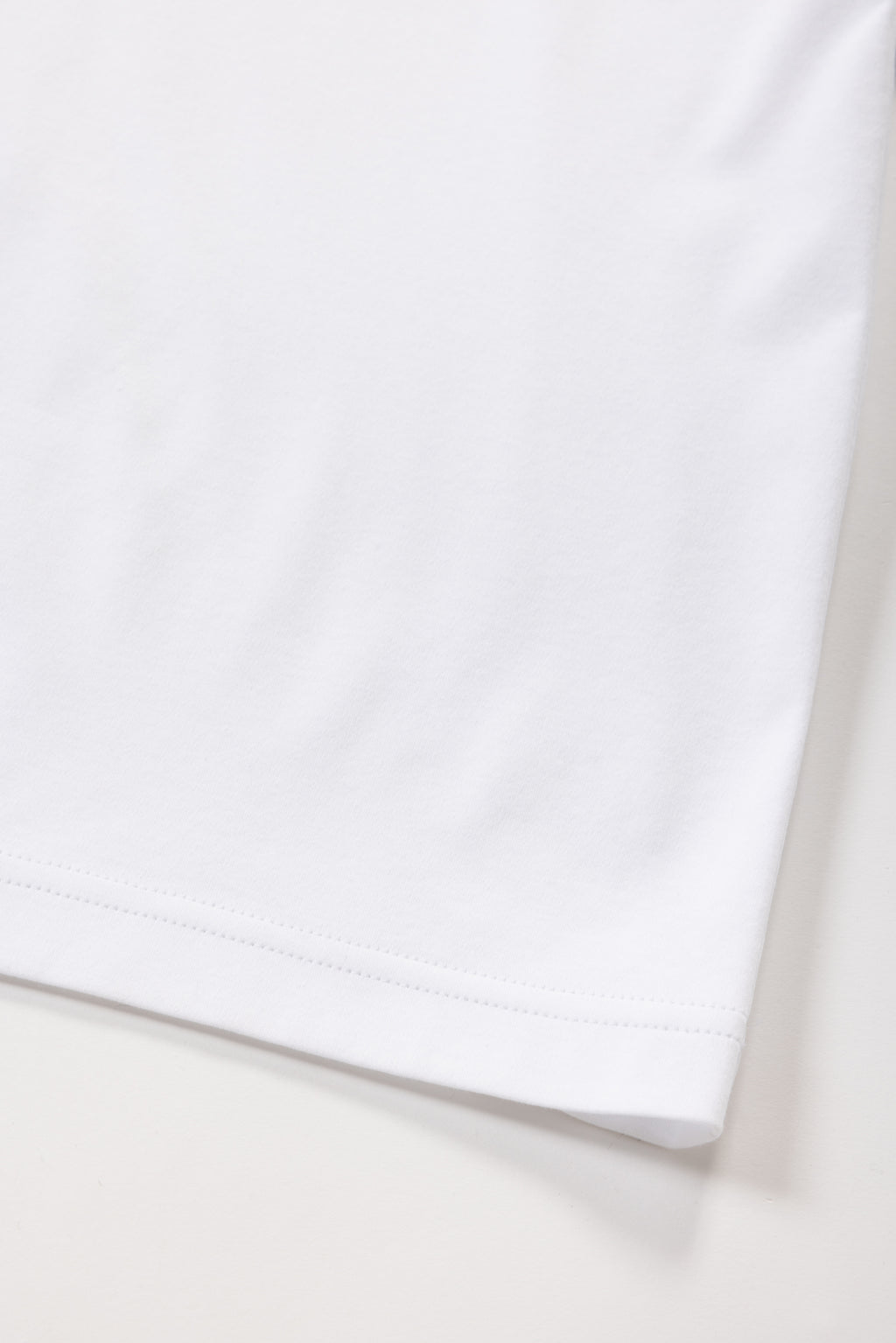 Long sleeve T-shirt  （White）