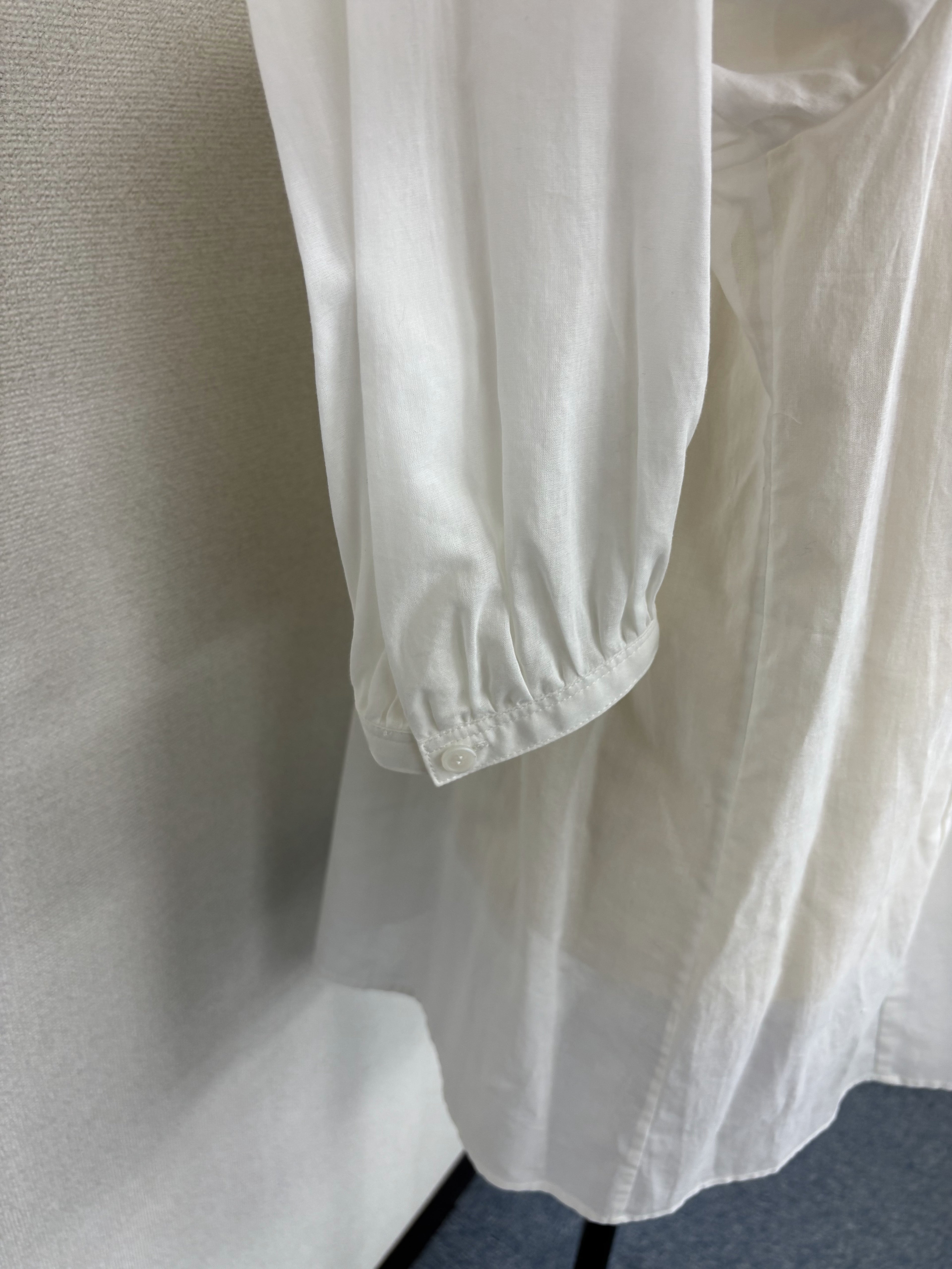 【シアー】大人上品な透け感。フロントピンタック チュニックブラウス