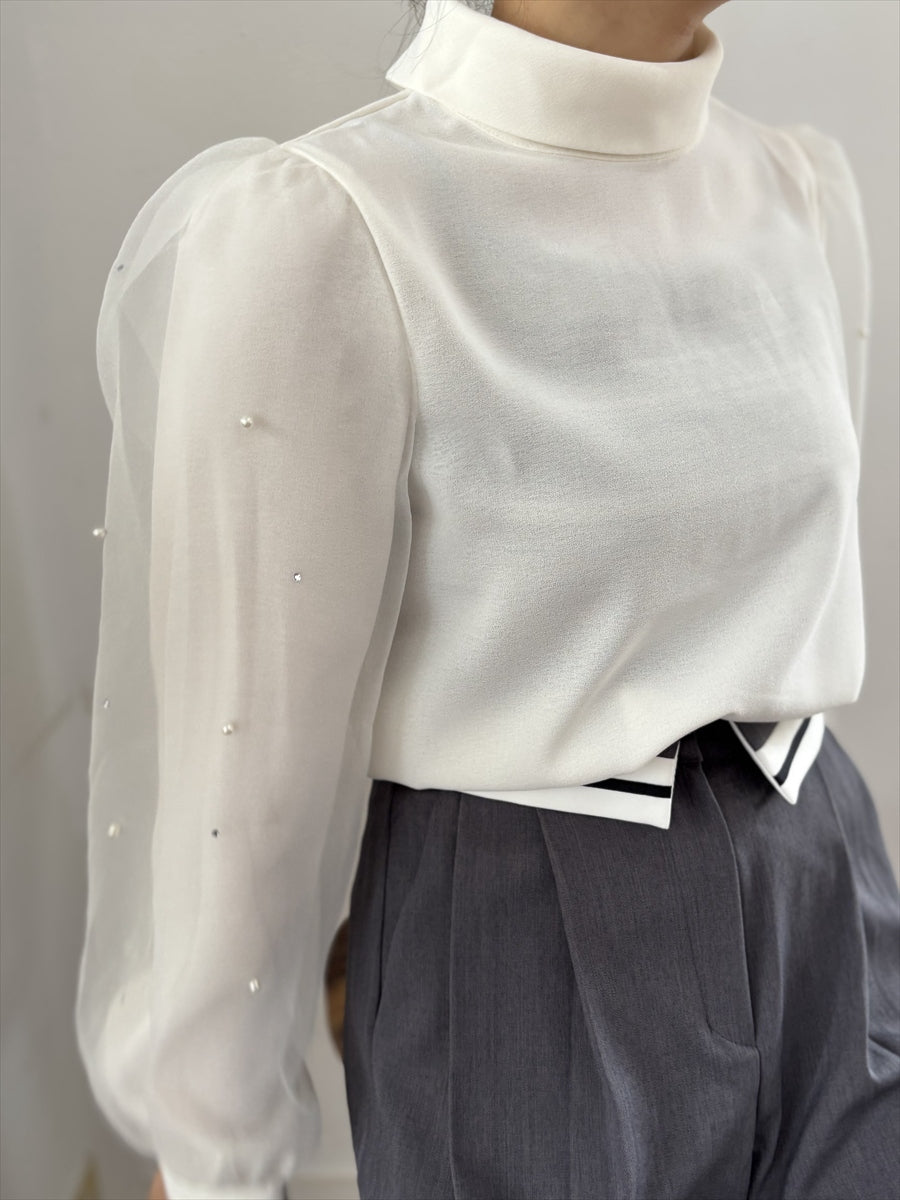 デザインスリーブブラウス